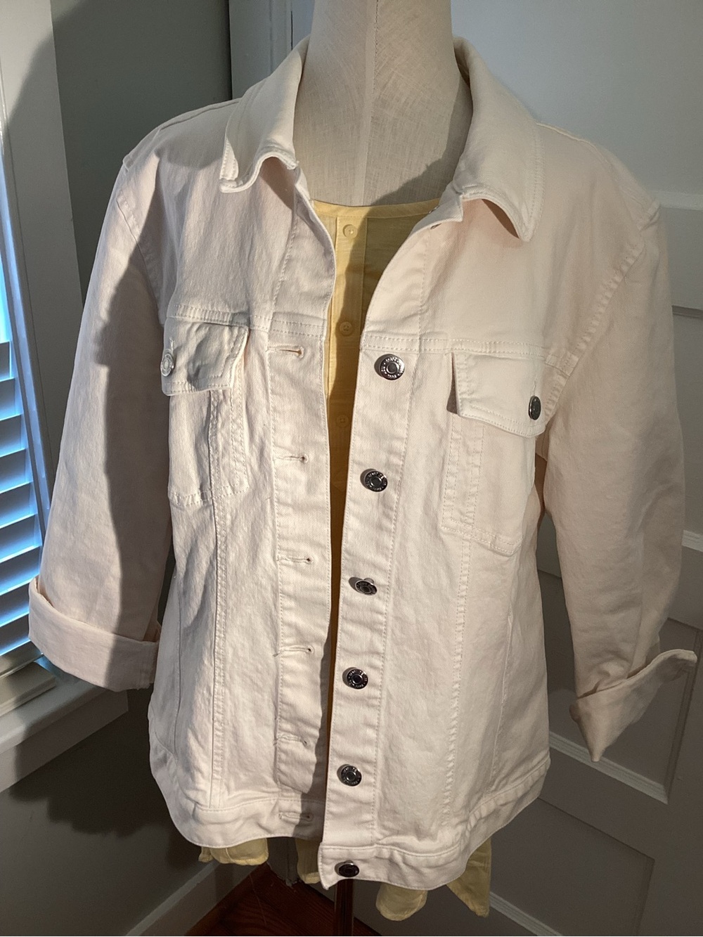 LOFT Petite Cream Jean Jacket - Like New!